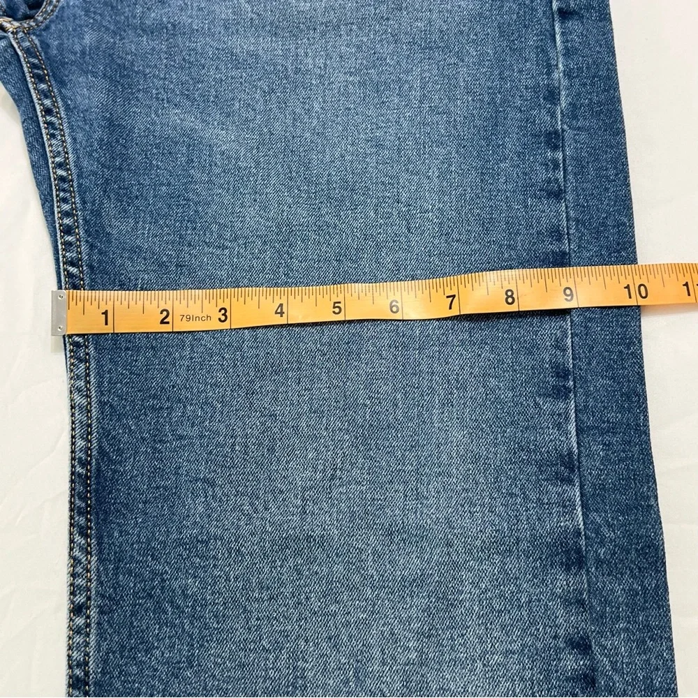 Levis true classic—these